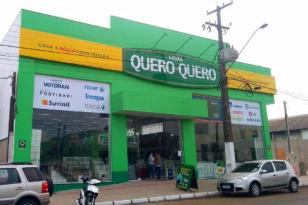 Gigante do varejo anuncia fechamento de 14 lojas e demissão em massa após acumular dívidas de R$ 200 milhões