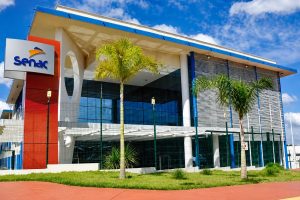 Senac abre vagas com salários de até R$ 6,6 mil em Goiás; veja como se inscrever