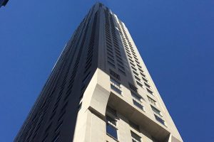O apartamento mais caro já vendido custou R$ 1,2 bilhão, tem 2.230 m², 16 quartos, 17 banheiros e cinco varandas em quatro andares