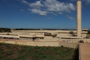 Sistema de monitoramento implantado em Goiás passou a servir de modelo para a política nacional de combate às facções criminosas nos presídios. (Foto: Reprodução)