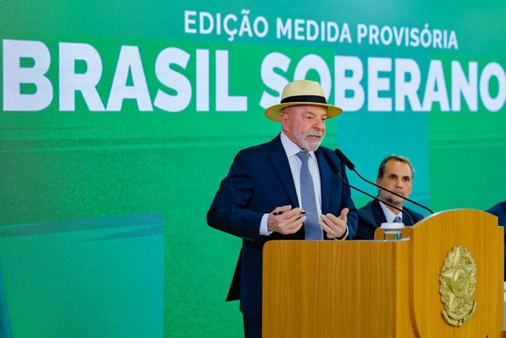 Lula anuncia R$ 18,5 bilhões em auxílio a empresas afetadas pelo tarifaço
