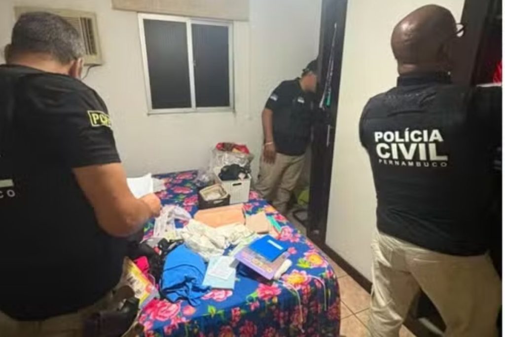Mandados da Operação Dark Wallet foram cumpridos em Pernambuco nesta quinta-feira (23). (Foto: Divulgação/Polícia Civil)