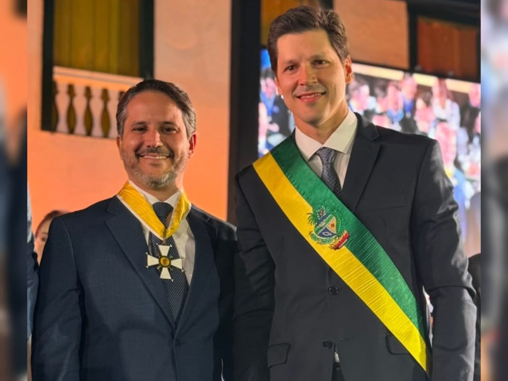 Presidente da Codego recebe maior honraria concedida pelo Governo de Goiás