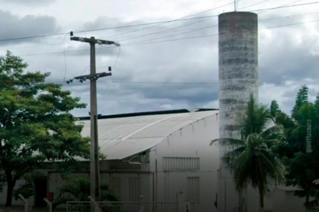 Após fechamento de fábrica, cerca de 300 trabalhadores ficam sem emprego