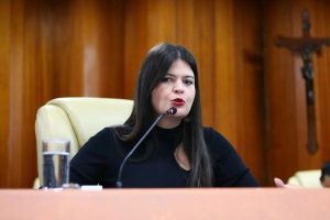 TRE-GO cassa mandato de Aava Santiago por infidelidade partidária