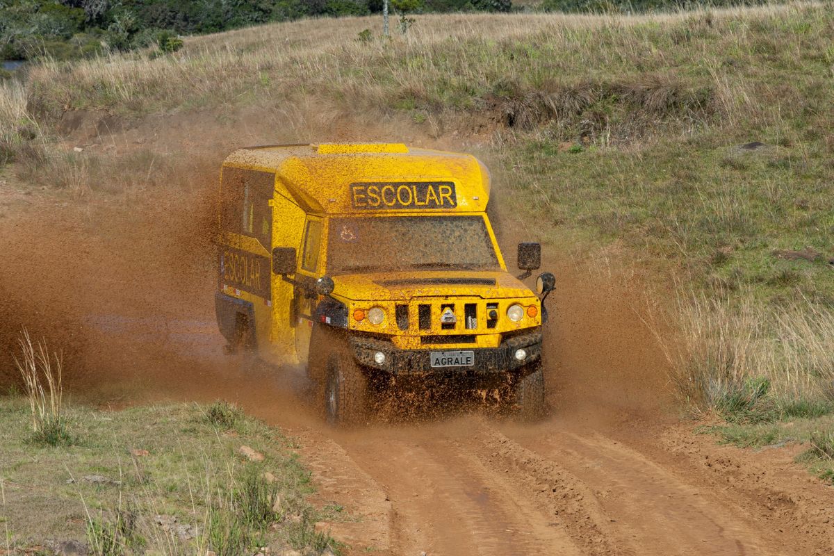 Micro-ônibus adquirido pelo Governo de Goiás