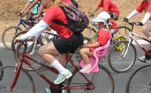 Novas regras querem proibir adolescentes de usar bicicletas elétricas; entenda o que muda