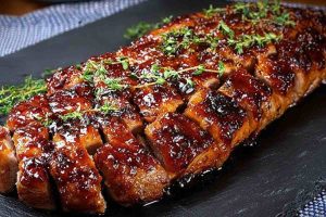 carnes suínas esquecidas no açougue