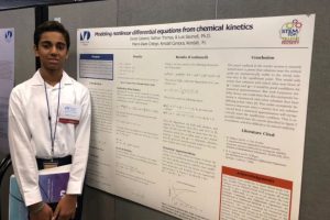 Ele entrou na faculdade aos 10 anos, tornou-se mestre em Engenharia Elétrica e, aos 18, entrou para o Guinness como o professor universitário mais jovem da história, quebrando um recorde de 300 anos