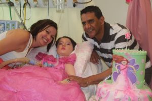 Funcionário da Havan conta que a filha está internada há 20 anos, e Luciano Hang doa R$ 50 mil para família adaptar a casa e levá-la de volta para casa