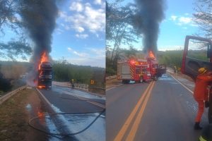 Carreta-cegonha transportava nove veículos elétricos e híbridos da BYD, que foram destruídos pelo incêndio na BR-364, em Mineiros. (Foto: Divulgação/CBGO)