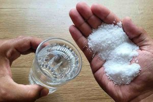 bicarbonato de sódio e vinagre no vaso sanitário