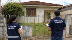 Casas, apartamentos e terrenos abandonados podem ser tomados dos proprietários pela prefeitura para virar moradias populares