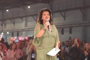 Luiza Trajano pede cota de 50% para mulher em cargo de liderança, em evento que tem Cármen Lúcia ovacionada