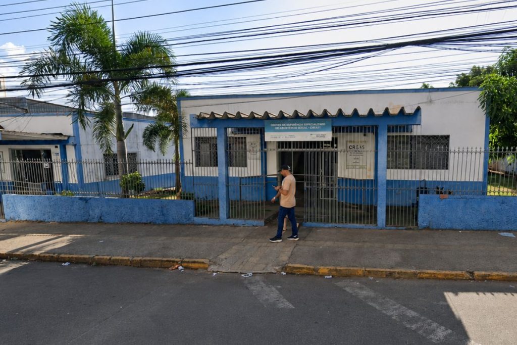 Atendimento para emissão da Carteira da Pessoa com Deficiência é realizado no Creas de Anápolis, por ordem de chegada. (Foto: Google Maps)