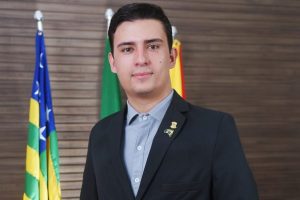 Carlos Daniel exercia o primeiro mandato como vereador e presidia a Comissão de Orçamento e Finanças da Câmara Municipal. (Foto: Reprodução/Redes sociais)