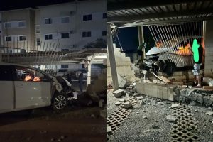 Acidente com carro na Vila Fabril