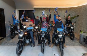 Profissionais receberam motos e outros equipamentos após acumularem pontos por entregas realizadas ao longo da ação. (Foto: Edilberto Borges)