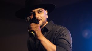 Cantor sertanejo na dupla Derick & Eduardo, Alcemir foi diagnosticado com leucemia.