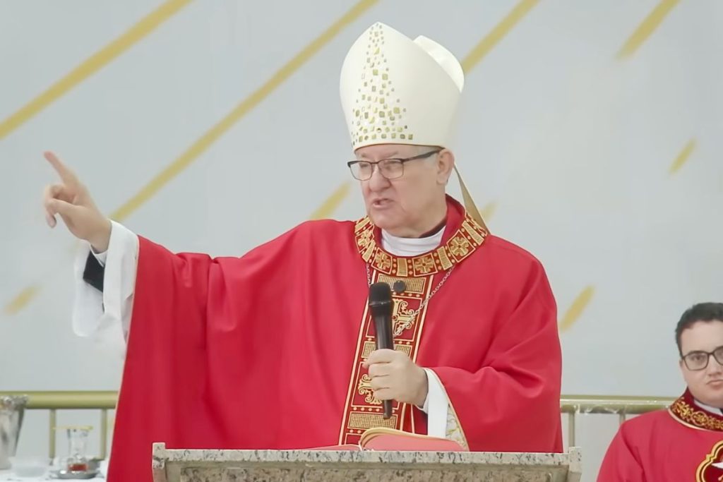 Homilia de Dom Adair José Guimarães durante a Romaria de Nossa Senhora do Muquém foi transmitida pelo canal do Santuário de Nossa Senhora da Abadia do Muquém no YouTube. (Reprodução/YouTube)