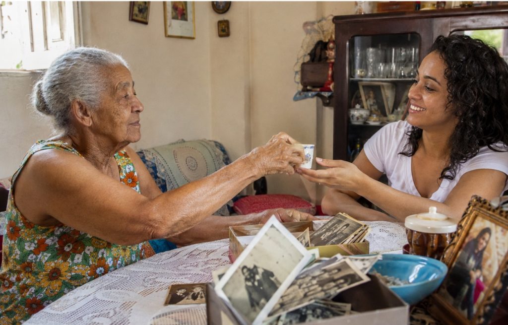 A psicologia explica por que algumas pessoas com mais de 70 anos começam a se desfazer de seus pertences