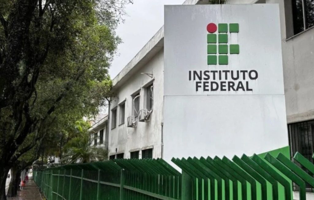 Faculdade gratuita: Instituto Federal abre cursos superiores com quase 800 vagas sem necessidade do Enem
