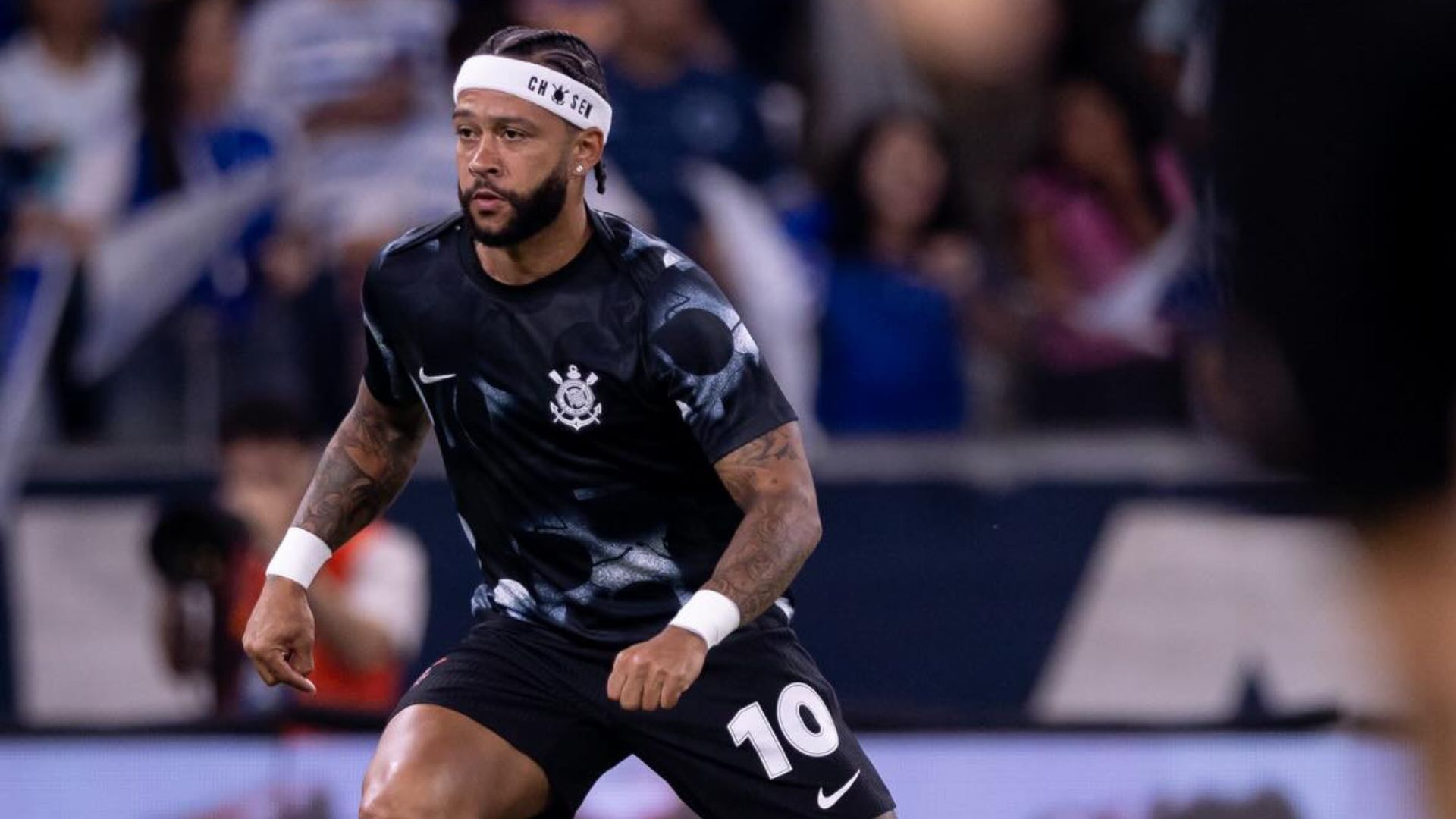 Corinthians avalia possível renovação com Memphis como saída para fair play