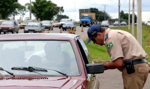 multa por falta de cinto de segurança