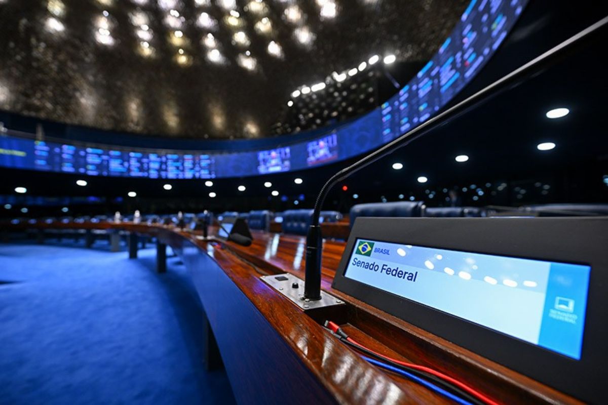 Com 11 candidatos na disputa, Paraná Pesquisas/Portal 6 mostra como está a rejeição ao Senado em Goiás