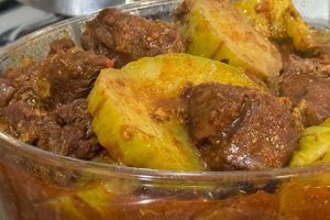 carne desmanchando com batata