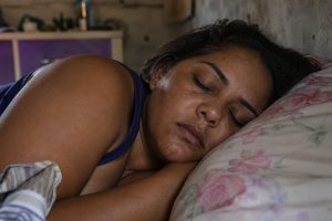 Marta González-Freire, pesquisadora biomédica: 'Dormir depois das 23h pode fazer o corpo perder uma etapa importante do sono'