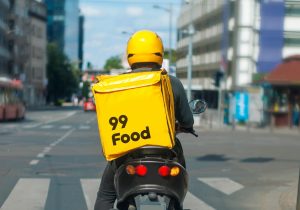 Pedidos de comida saudável disparam mais de 700% em Goiânia e mudam rotina do delivery