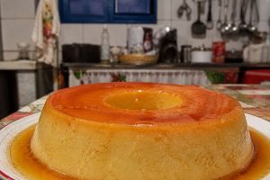 Pudim sem forno: receita simples e rápida para uma sobremesa cremosa que derrete na boca