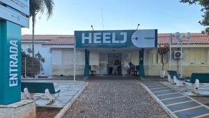Hospital Estadual de Pirenópolis Ernestina Lopes Jaime (HEELJ). jovem