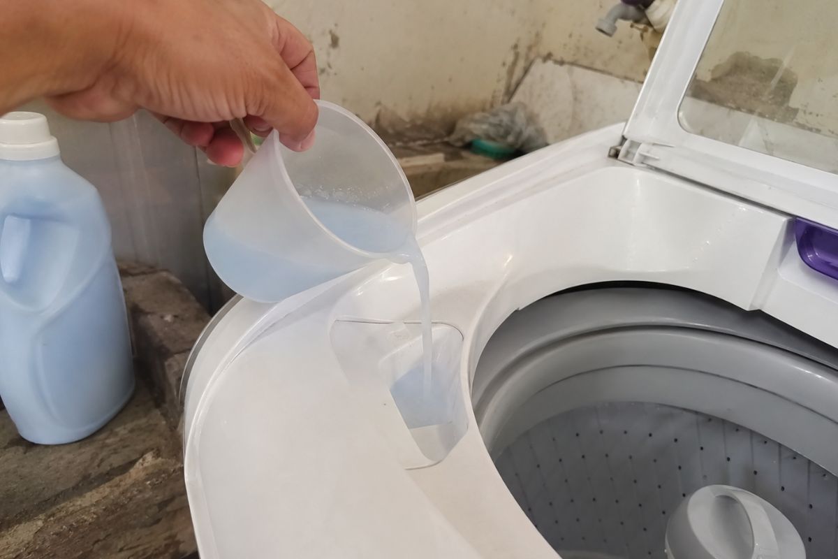 mistura de álcool e amaciante