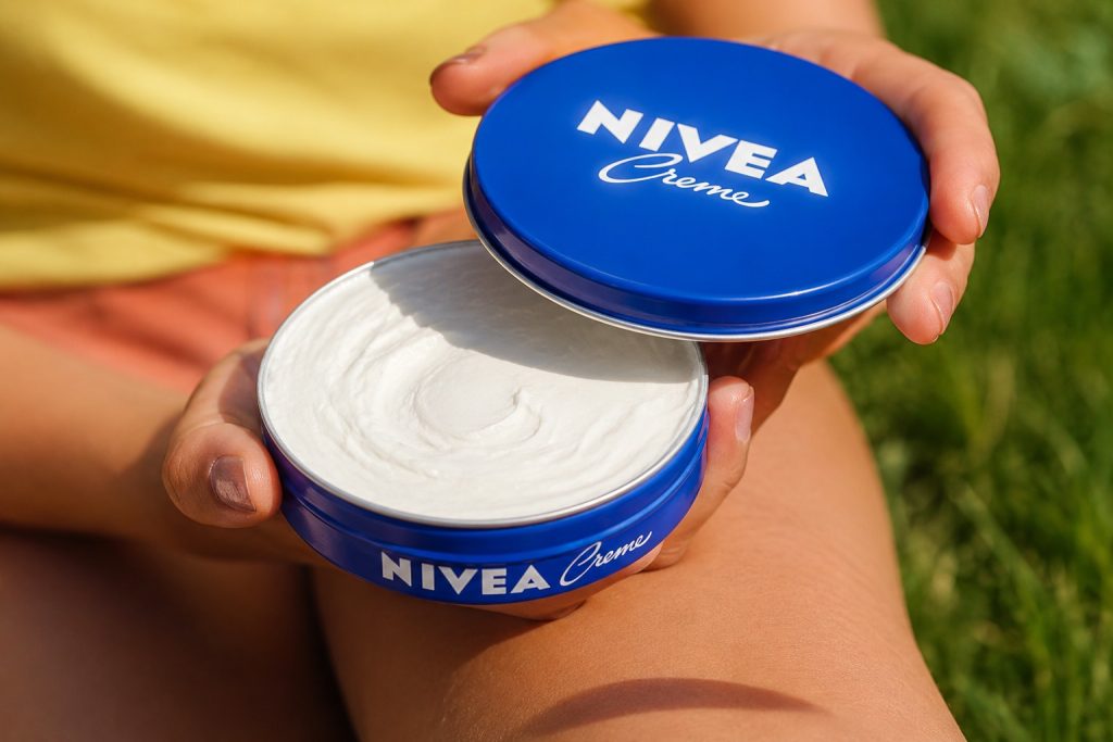 creme nivea lata