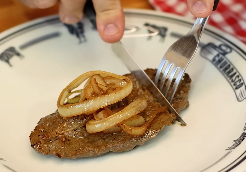 As 3 melhores carnes para fazer bife e ficam ótimas aceboladas, segundo açougueiros