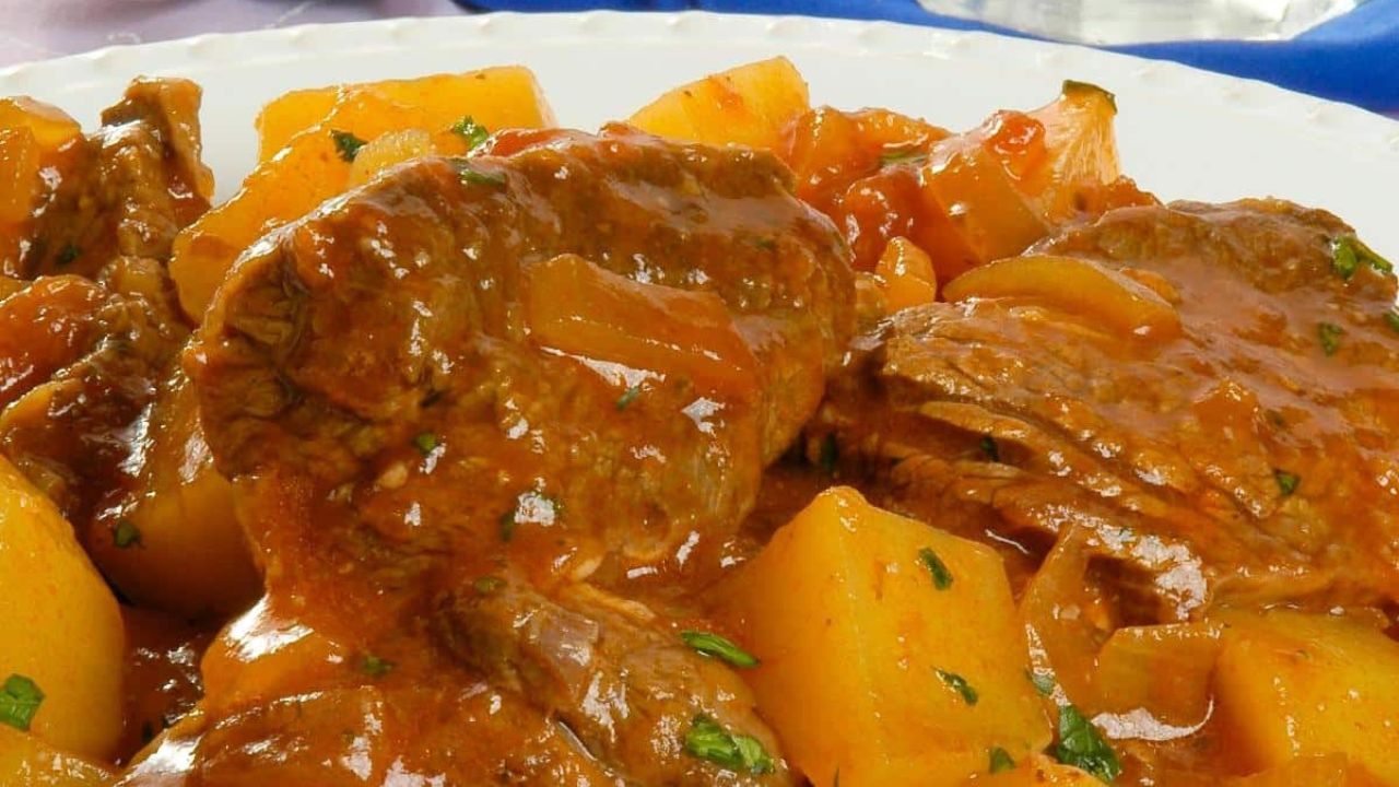 Nem picanha, nem filé-mignon: o corte de carne mais barato e fácil de preparar, segundo o chef renomado Bobby Flay
