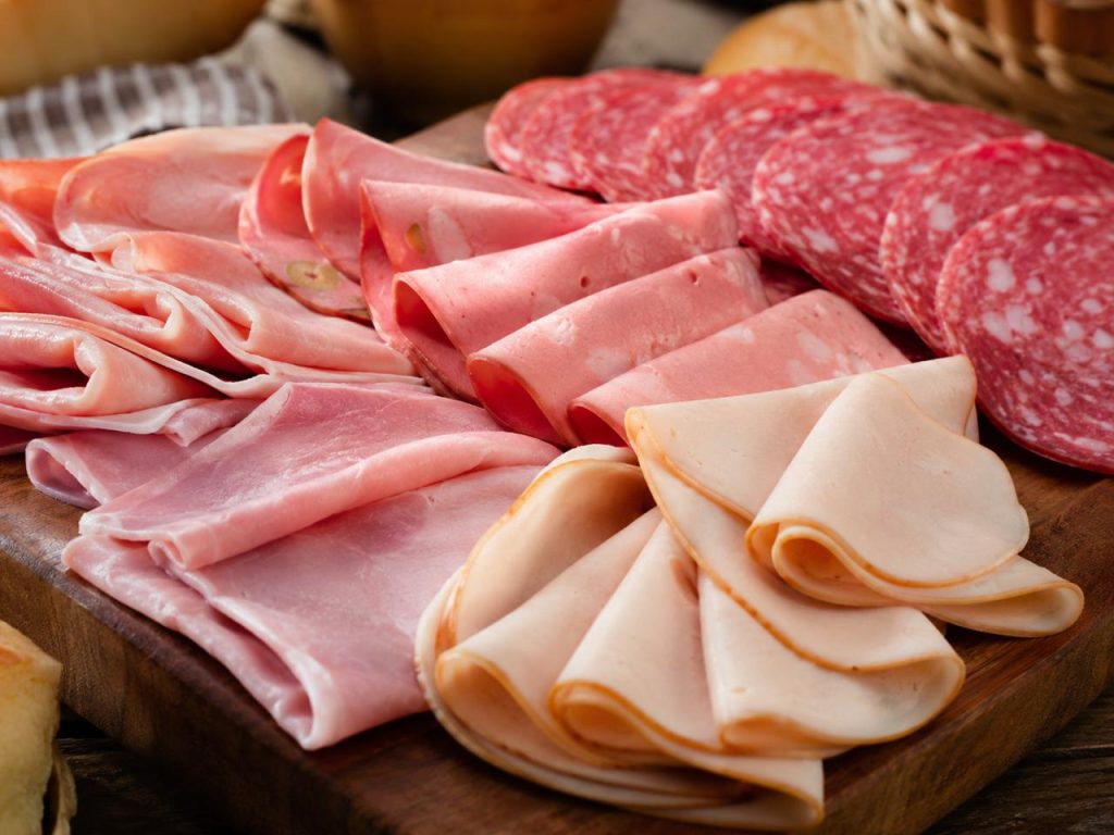presunto peito de peru mortadela ou salame