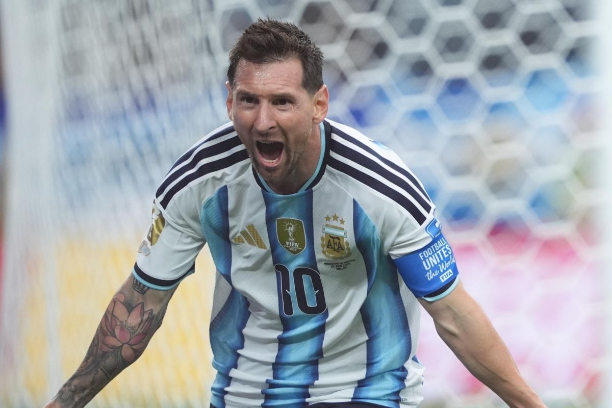 Messi anuncia aposentadoria da seleção argentina após 20 anos