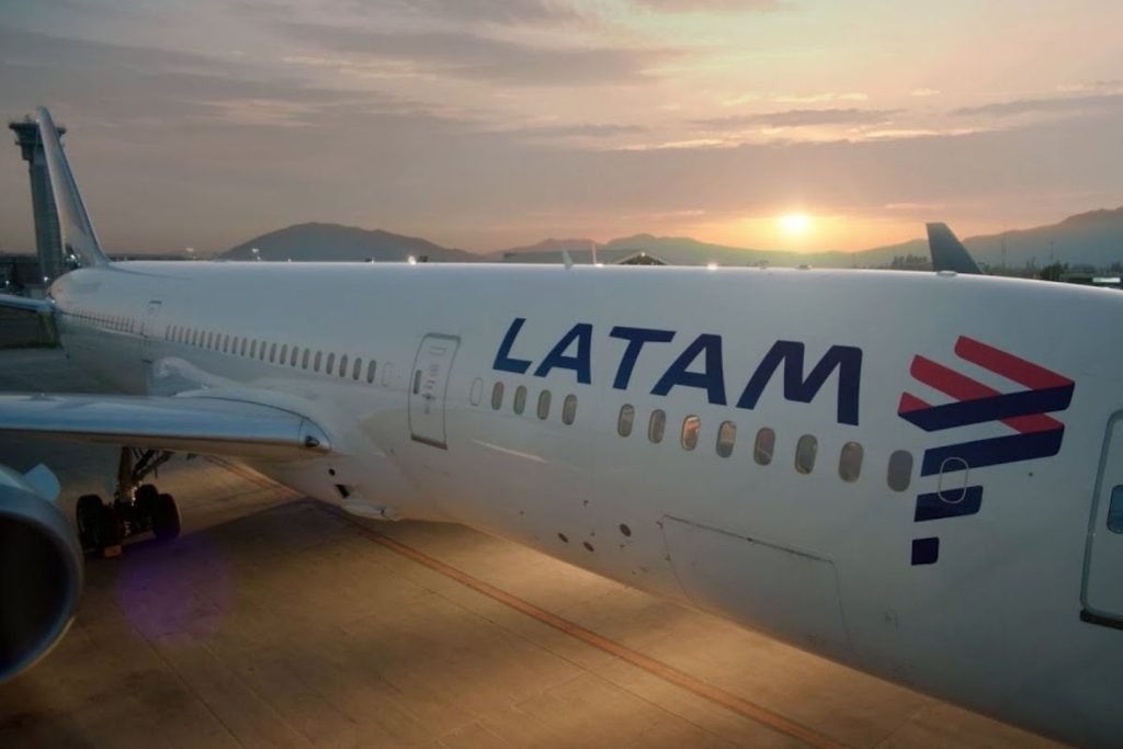 avião LATAM