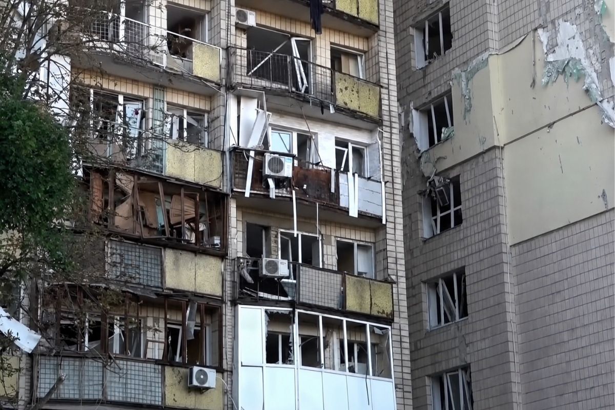 Rússia bombardeia Kiev e deixa 12 mortos