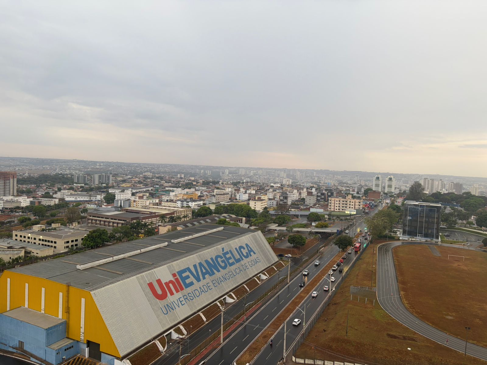 Goiás amanhece com chuva após sequência de dias marcados pelo calorão