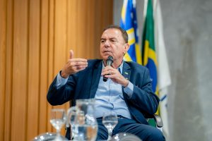 Luís Cesar cita modelo europeu e defende discussão sobre tarifa zero no transporte coletivo de Goiás