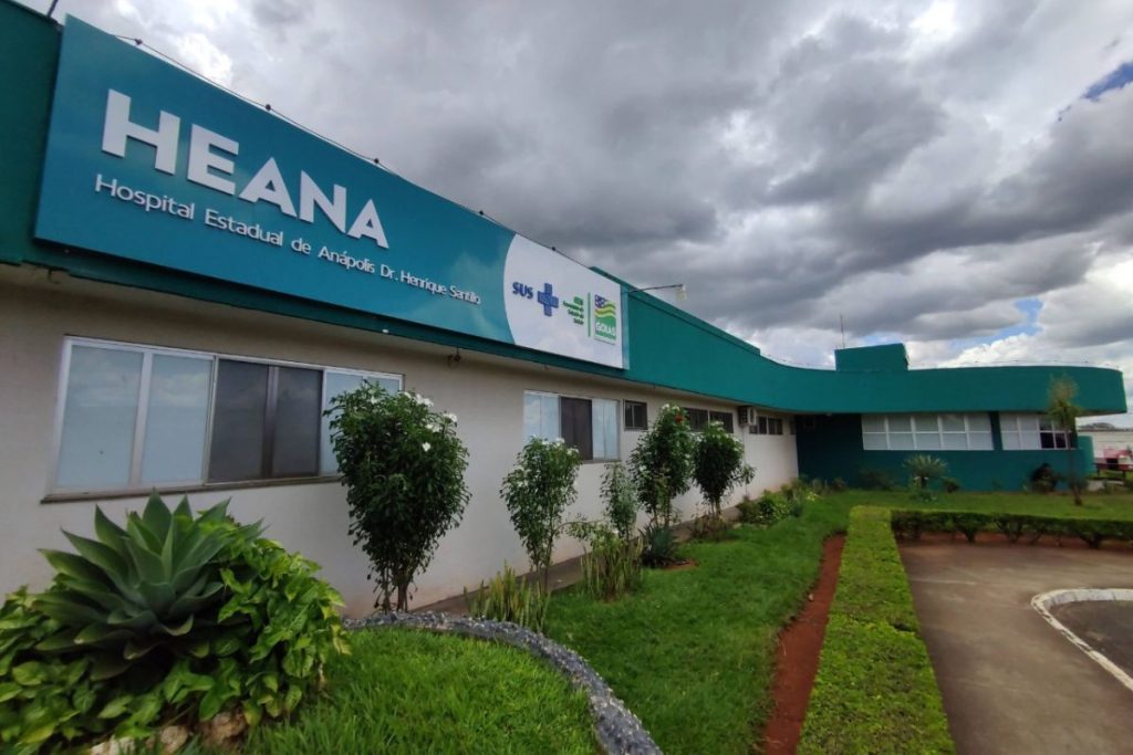 Vagas abertas para assistente administrativo, cozinheira, maqueiro, recepcionista, assistente social, psicólogo e nutricionista no Heana; veja como se inscrever