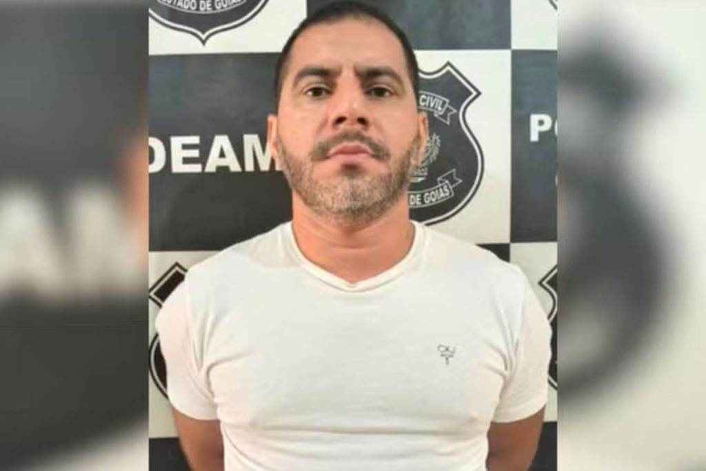 Professor é preso suspeito de abusar de alunas de 12 anos e pedir fotos íntimas em Valparaíso de Goiás