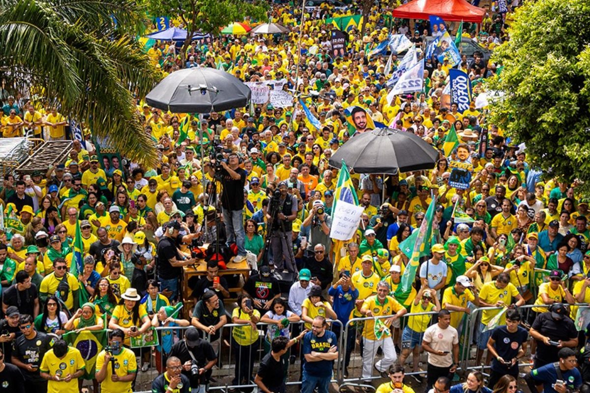 Manifestantes em Goiânia ocuparam ruas durante o feriado de 07 de setembro