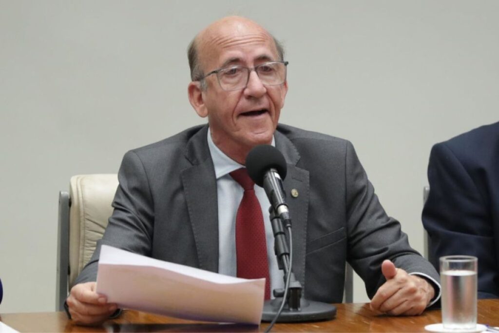 Rubens Otoni garante R$ 10 milhões para construção do primeiro prédio no campus da UFG em Anápolis
