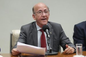 Rubens Otoni garante R$ 10 milhões para construção do primeiro prédio no campus da UFG em Anápolis