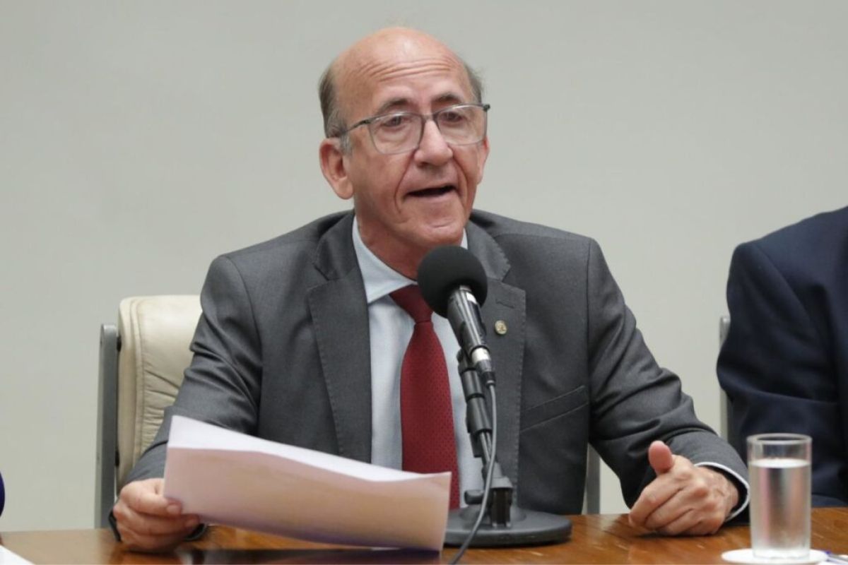 Rubens Otoni garante R$ 10 milhões para construção do primeiro prédio no campus da UFG em Anápolis